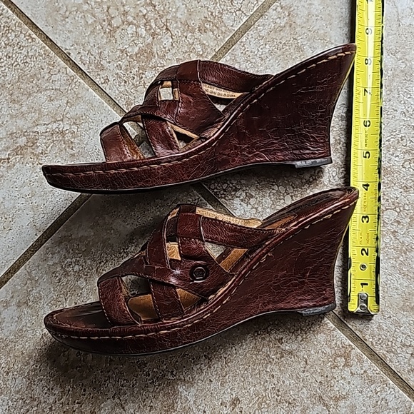 Born Wedge Sandals - Picture 5 of 7
